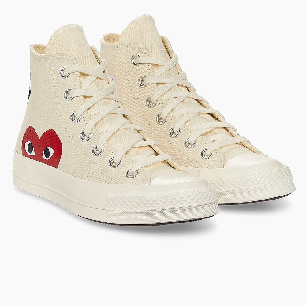 Comme Des Garcons Converses